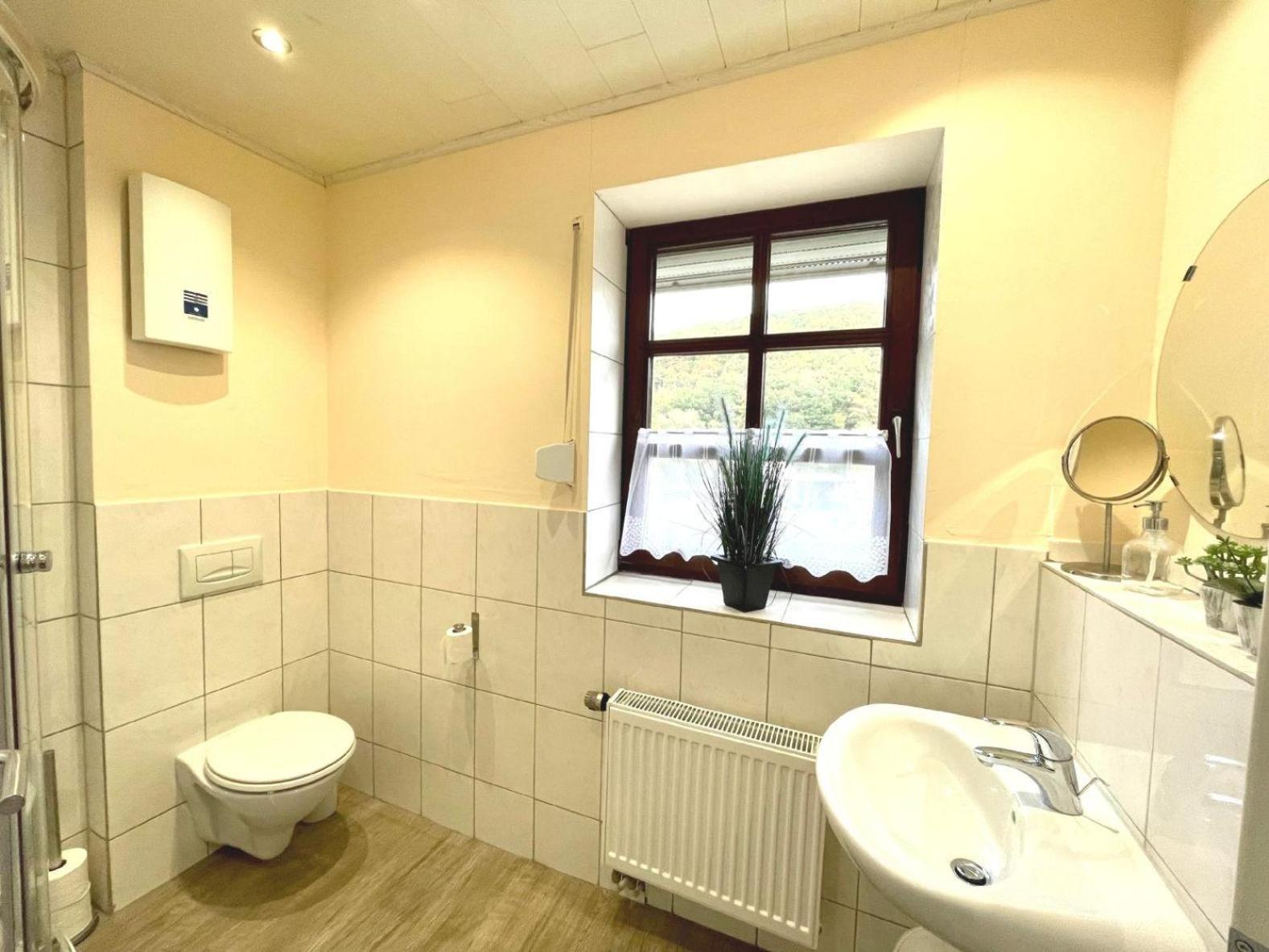 Ferienwohnung Am Kreuzberg Schleiden Exteriör bild