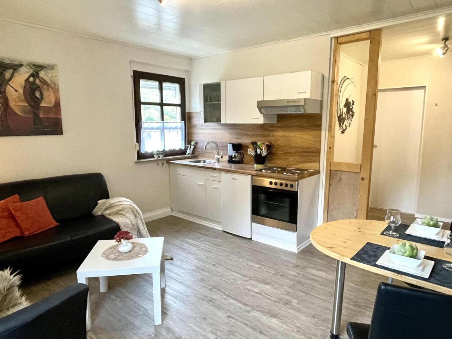 Ferienwohnung Am Kreuzberg Schleiden Exteriör bild