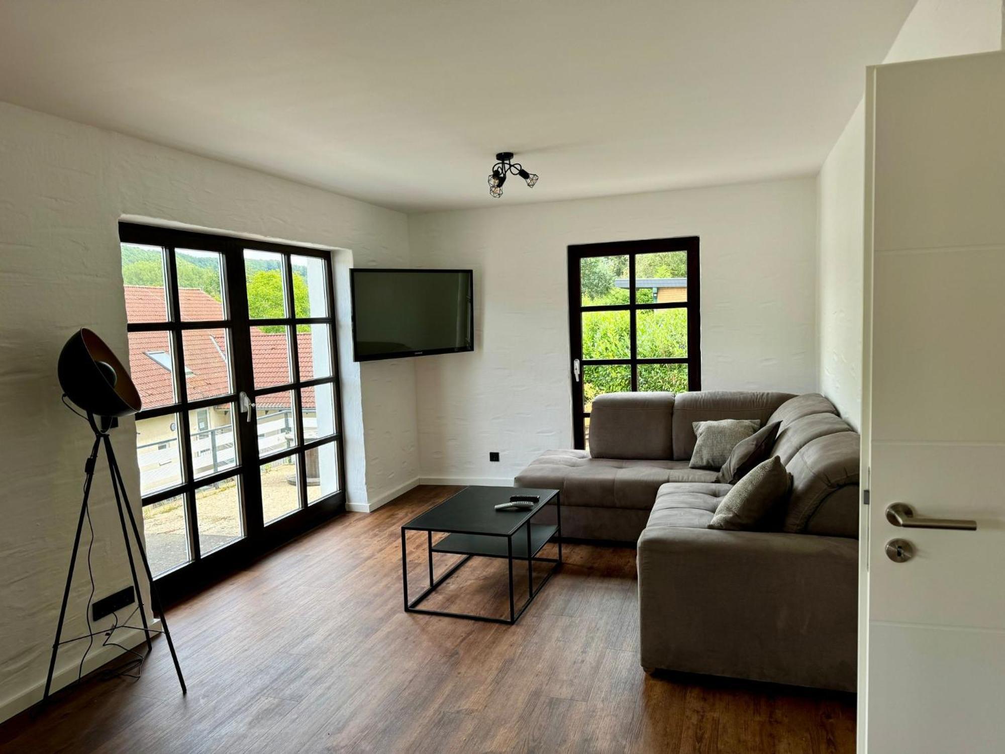 Ferienwohnung Am Kreuzberg Schleiden Exteriör bild